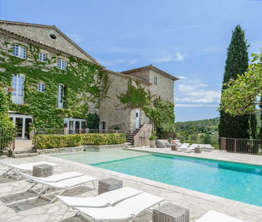 Sun and swimming-pool in Mougins 